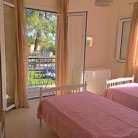 Demeliza Apartments Plaka  Bagian luar foto