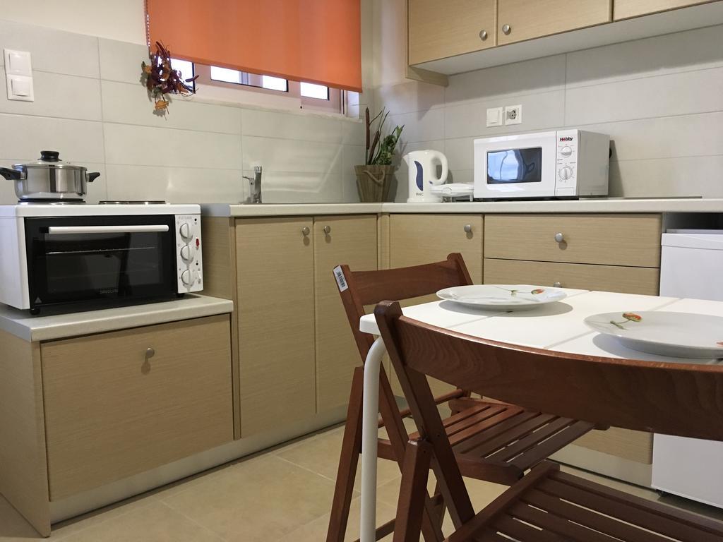 Demeliza Apartments Plaka  Bagian luar foto