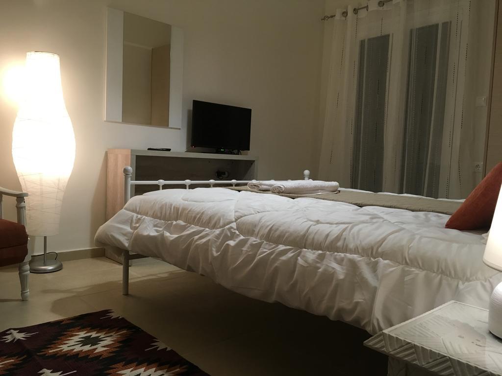 Demeliza Apartments Plaka  Bagian luar foto