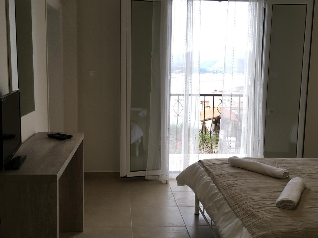 Demeliza Apartments Plaka  Bagian luar foto