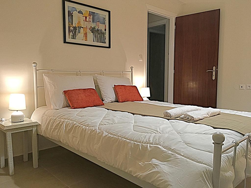 Demeliza Apartments Plaka  Bagian luar foto