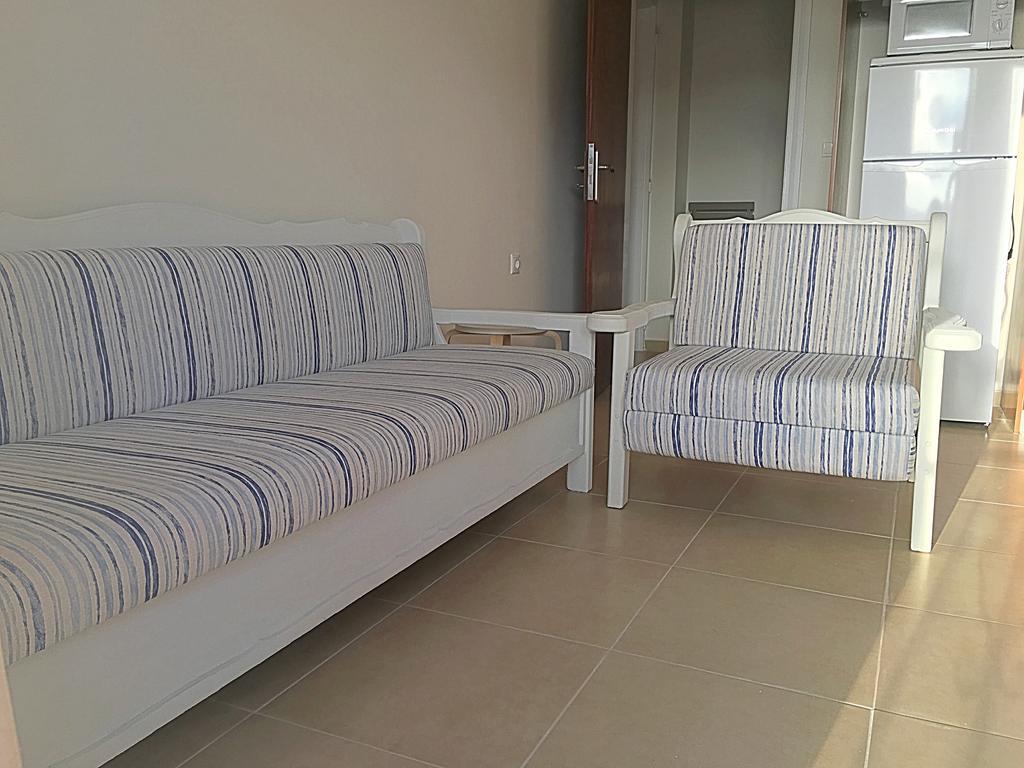 Demeliza Apartments Plaka  Bagian luar foto