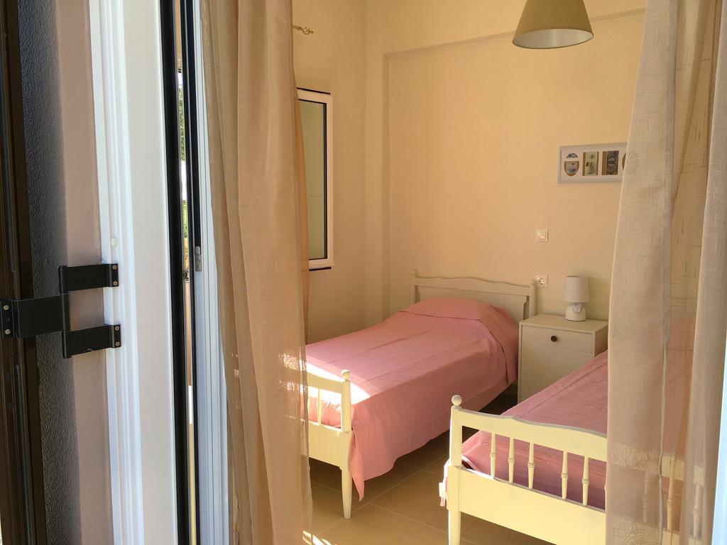 Demeliza Apartments Plaka  Bagian luar foto